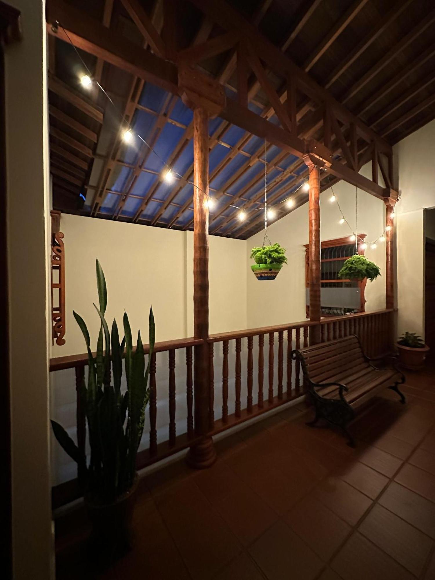 La Casa De Las Flores Hostal Jardín Exteriér fotografie